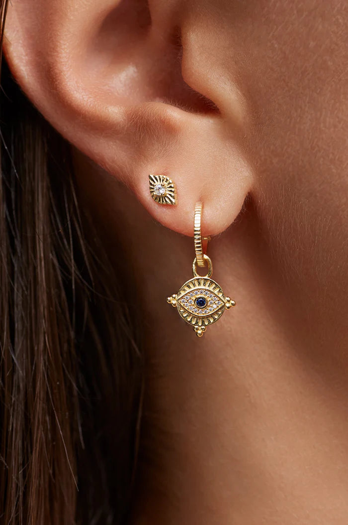 True Sight Studs - Gold