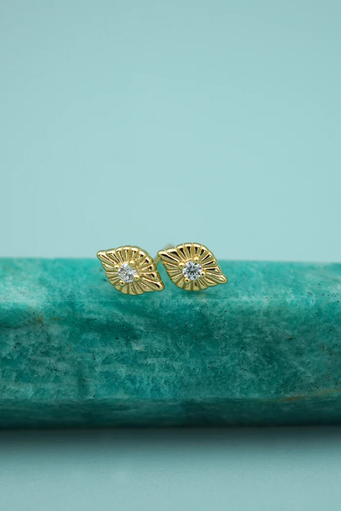 True Sight Studs - Gold