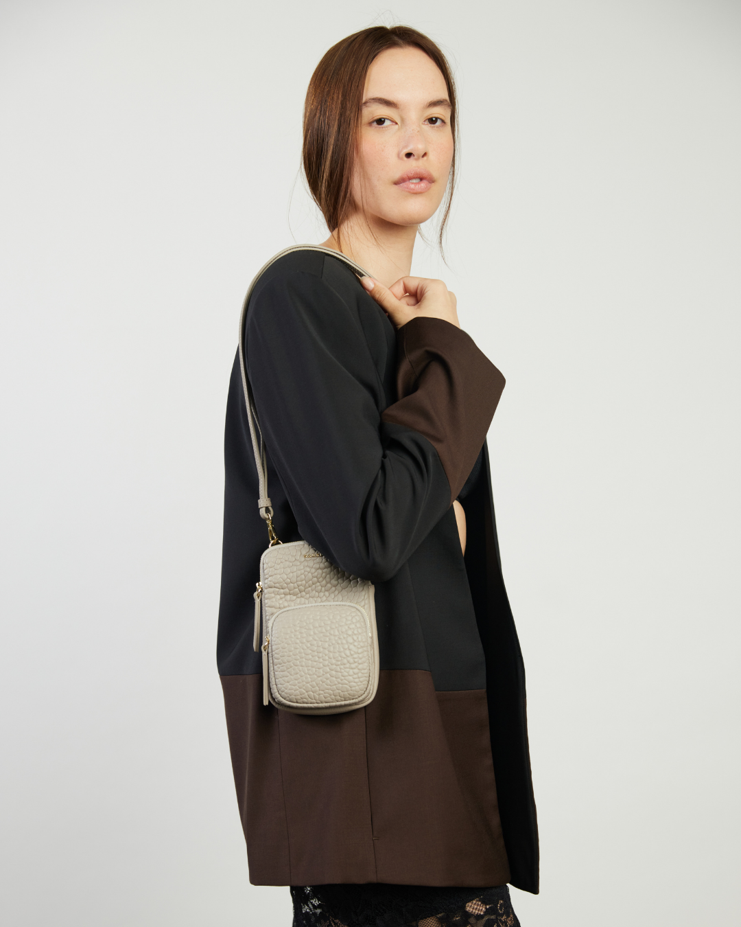 Nikko Phone Sling | Dove Bubble