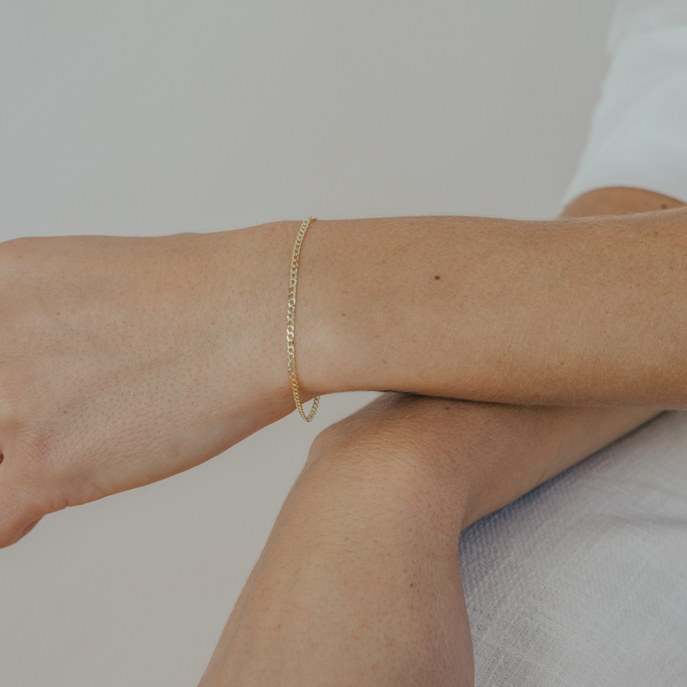 Curb Bracelet | Gold