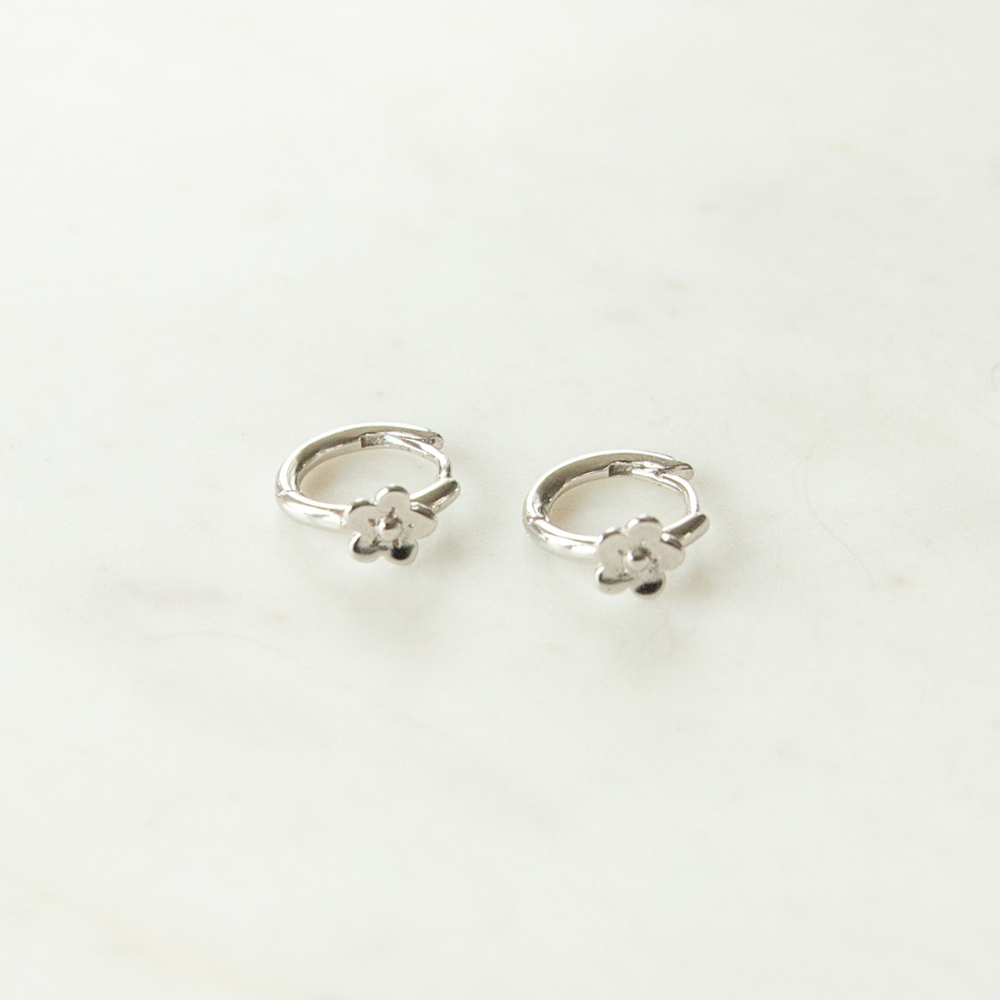 Daisy Day Huggies | Silver