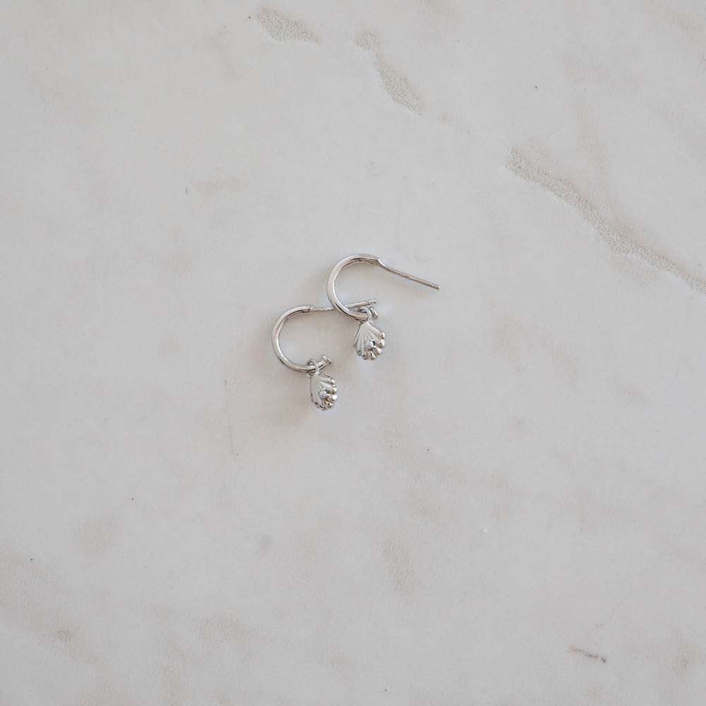 She Shell Hoop Studs | Gold