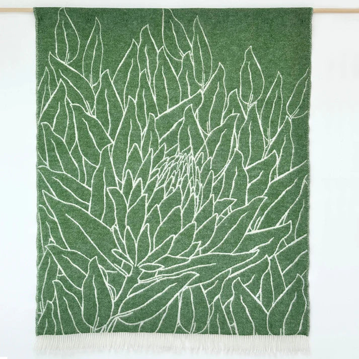Nordic Chill | Protea | Forest Green