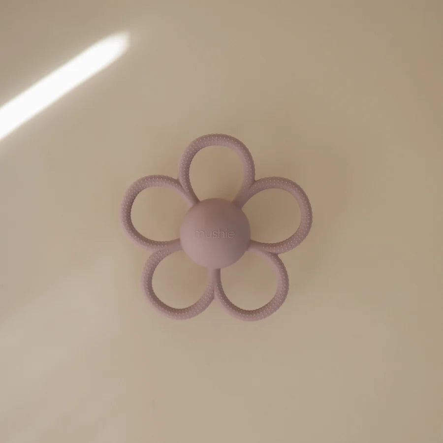 Rattle Teether Daisy - Soft Lilac