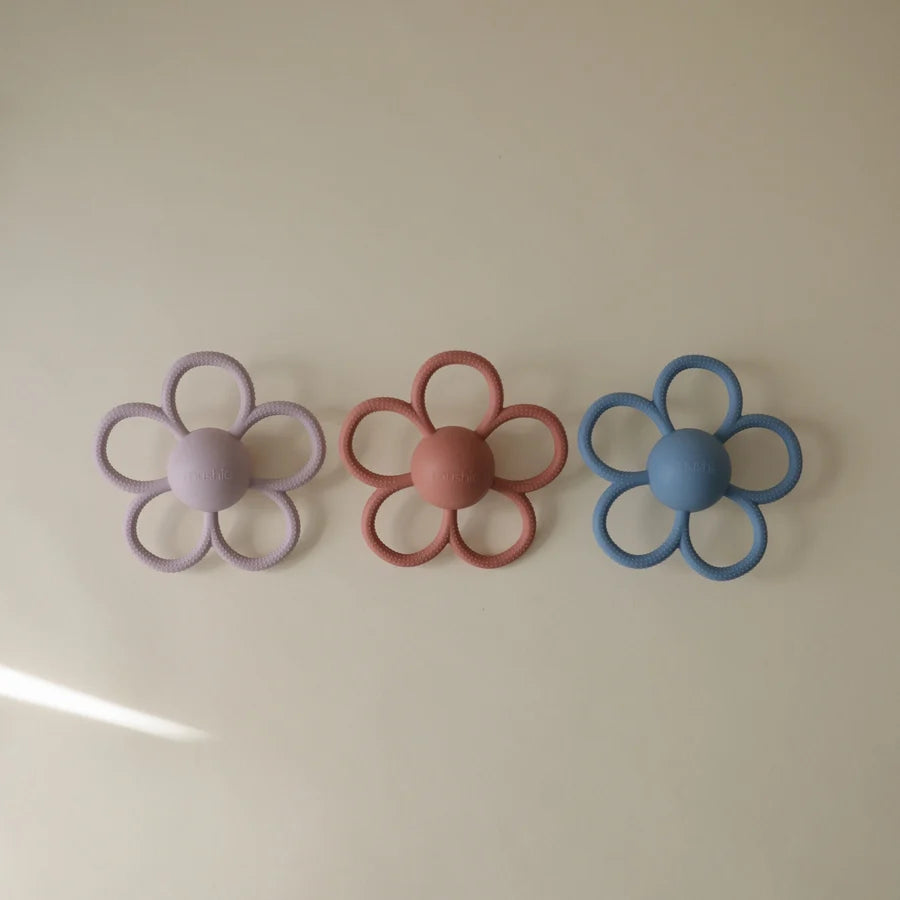 Rattle Teether Daisy - Soft Lilac