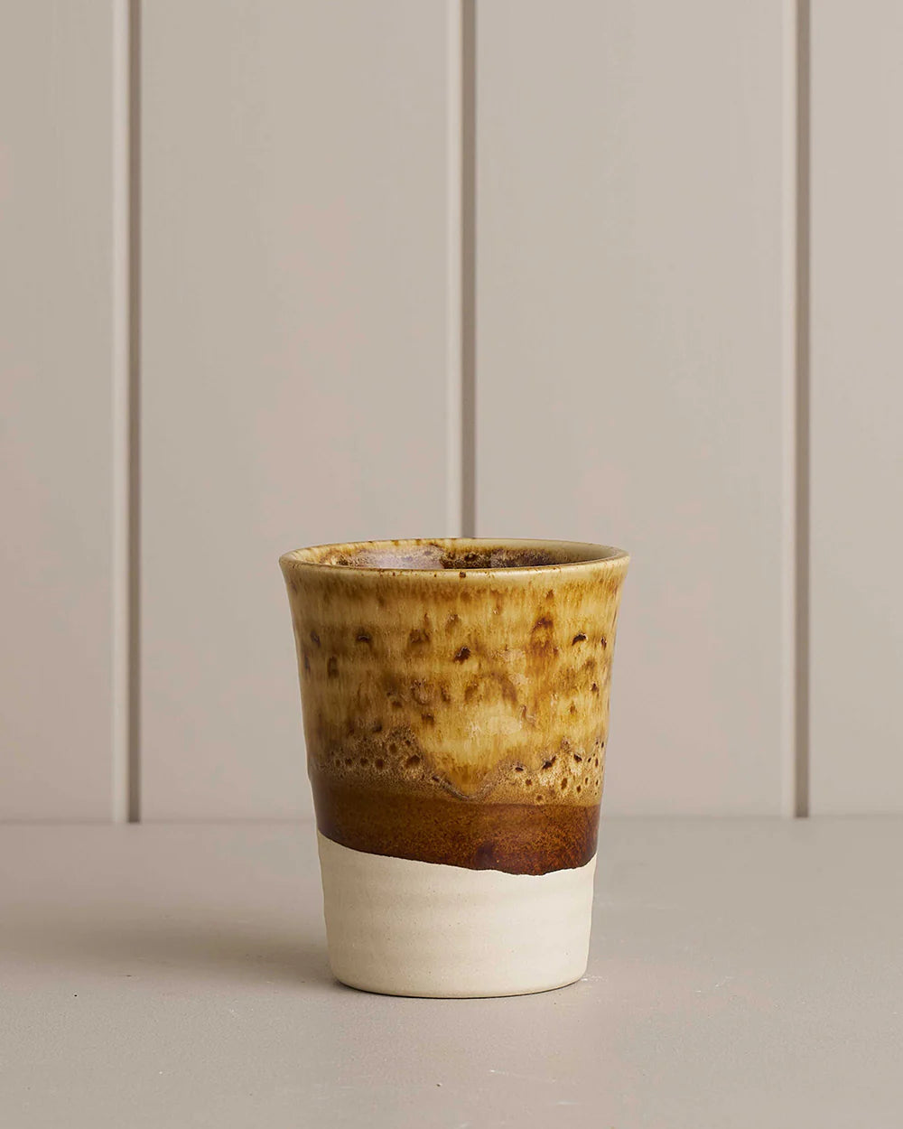 Large Carousel Cup / Crema