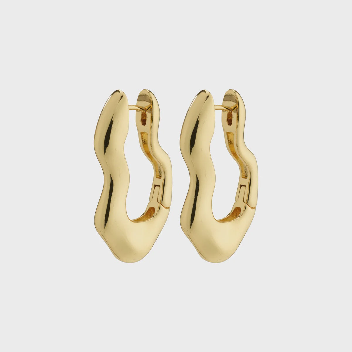 Loulia Recycled Wavy Earrings - Gold Plated