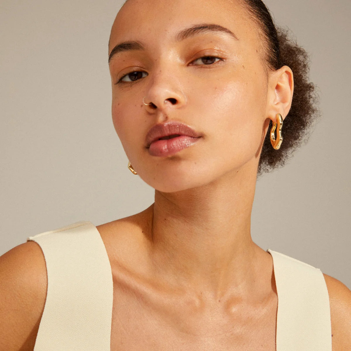 Loulia Recycled Wavy Earrings - Gold Plated