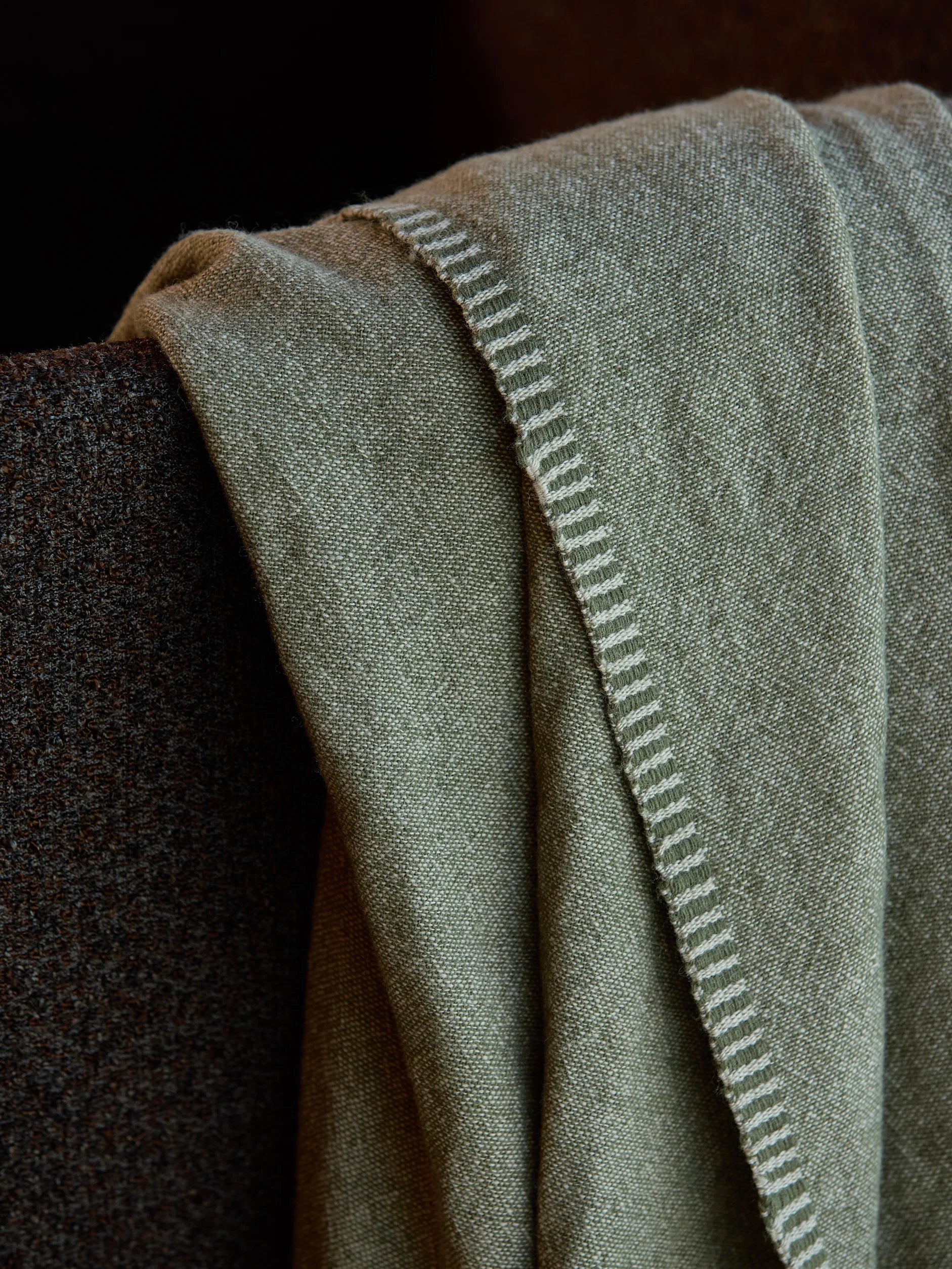 Oslo Lambswool Throw | Kale / Cashew