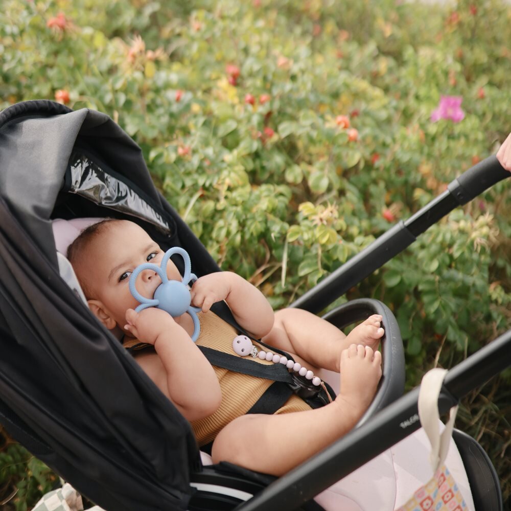 Rattle Teether Daisy - Faded Denim