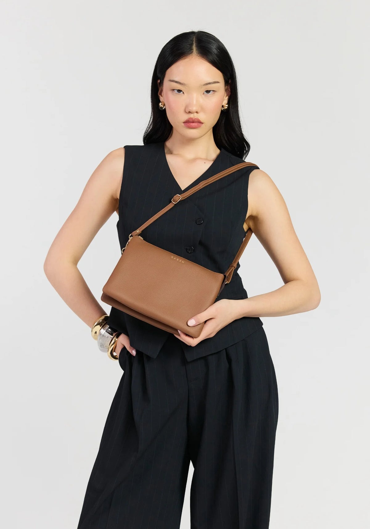 Tilly's Big Sis Crossbody | Tan