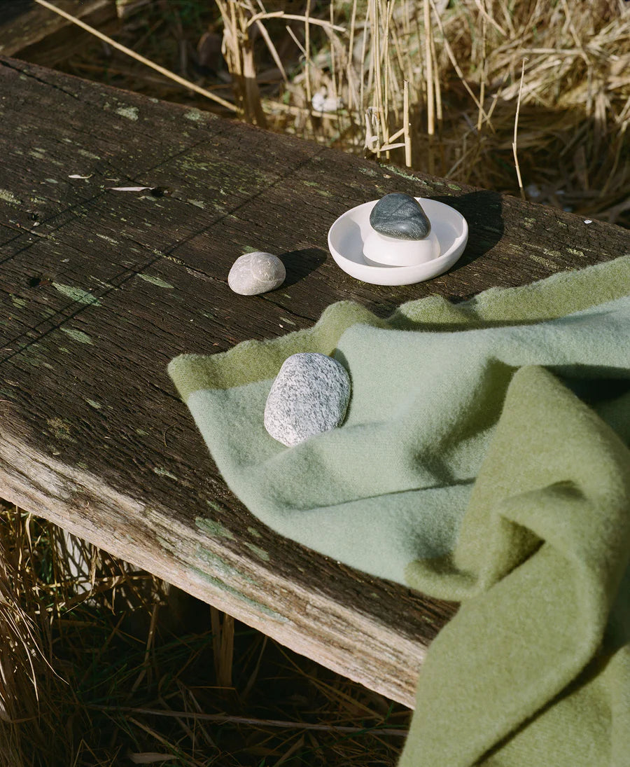 Stream Moss Green | Pure Wool Throw